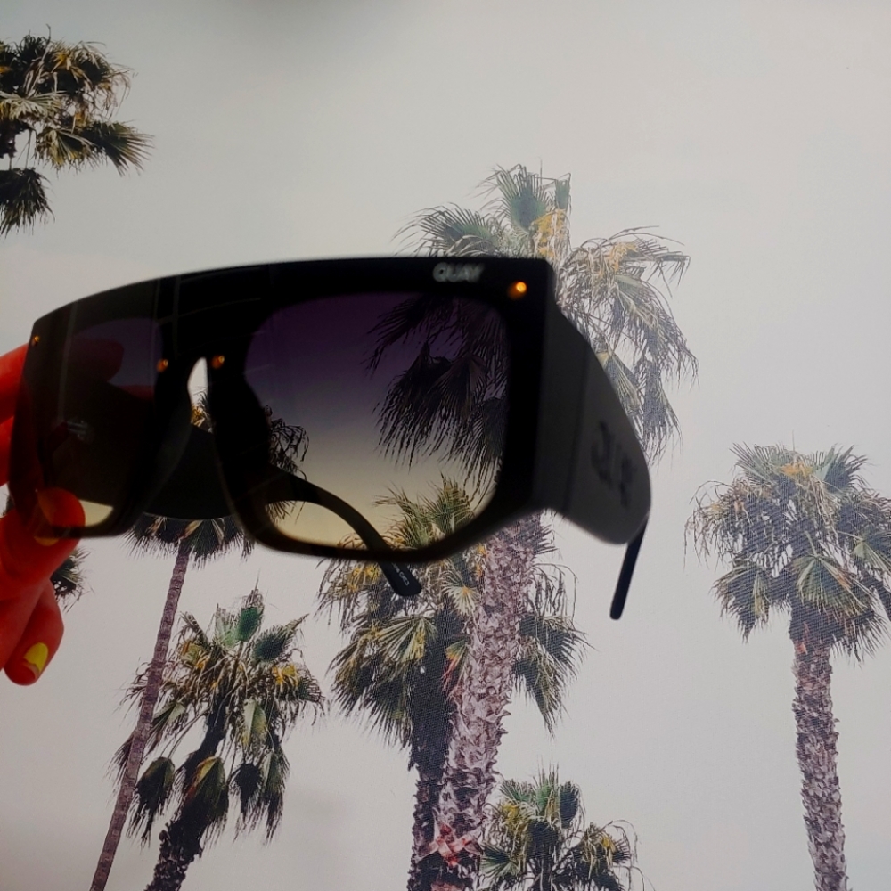 Quay Sunglasses Fully Booked